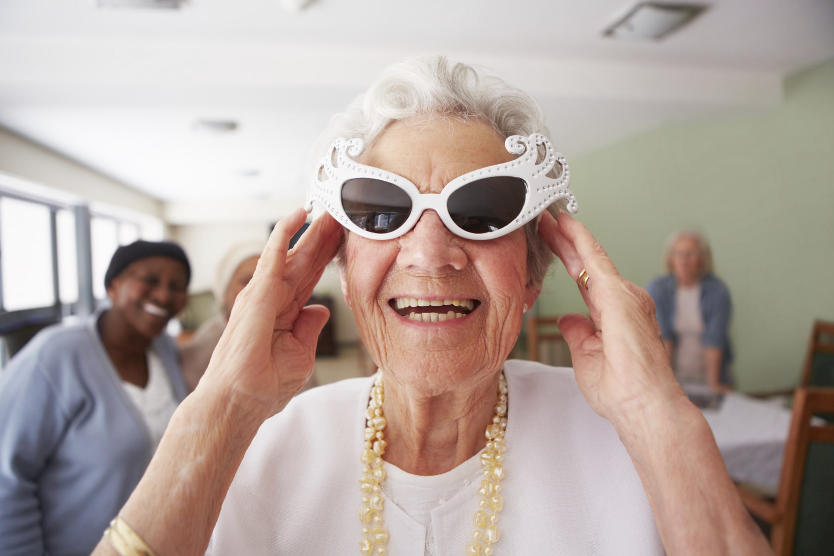 elderly woman glasses